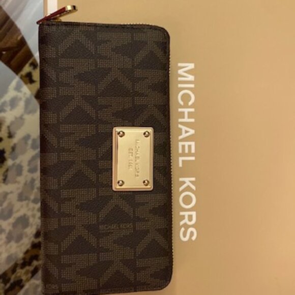 Michael Kors Wallet - Brown Two-Toned - Picture 1 of 5